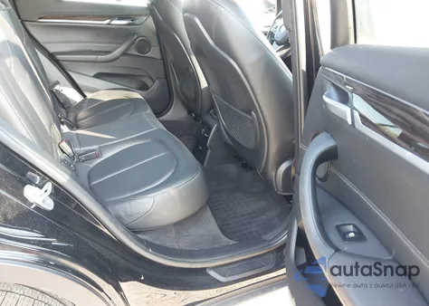 2018 BMW X1 xDrive28I z USA, uszkodzony, nr VIN WBXHT3C34J5F93079